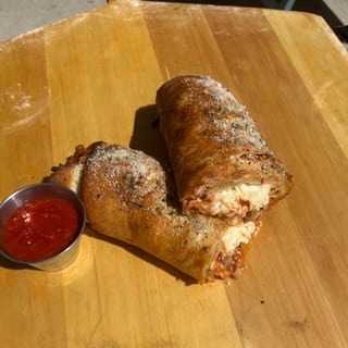 Nana’s Ziti Stromboli